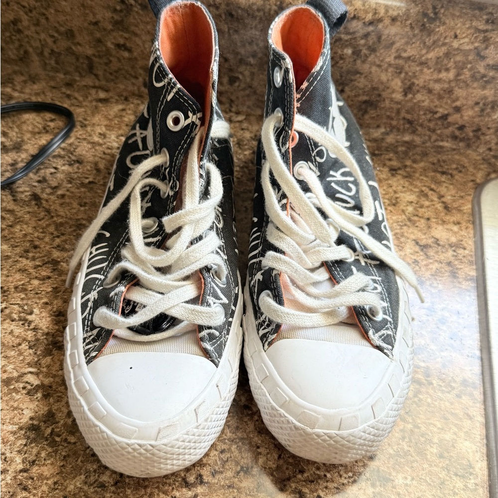 Converse Black and White High-Top Sneakers Classic Design